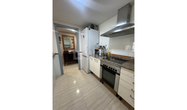 Odsprzedaż - Mieszkanie w bloku - Villajoyosa - Costa Blanca