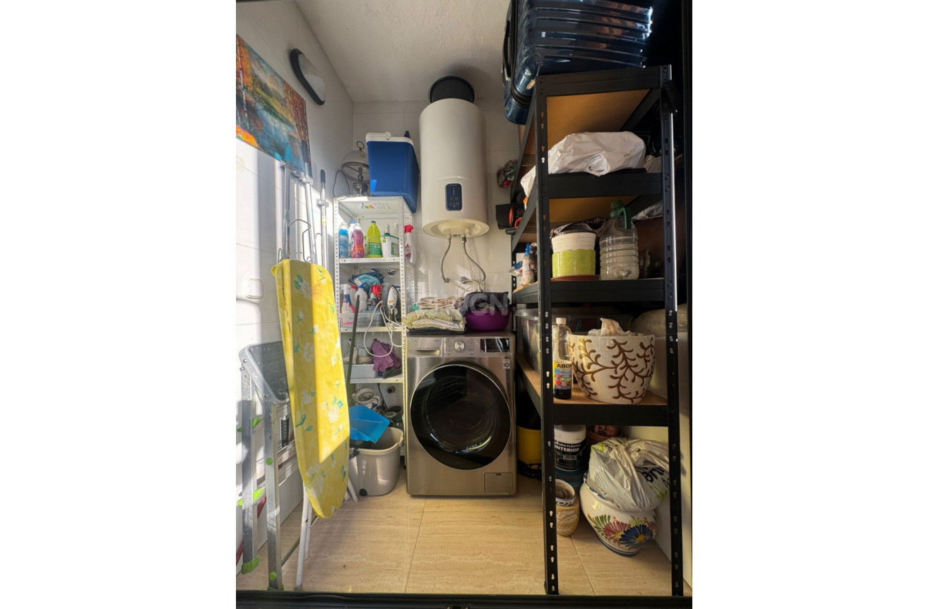 Odsprzedaż - Mieszkanie w bloku - Villajoyosa - Costa Blanca