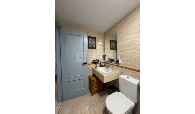 Odsprzedaż - Mieszkanie w bloku - Villajoyosa - Costa Blanca