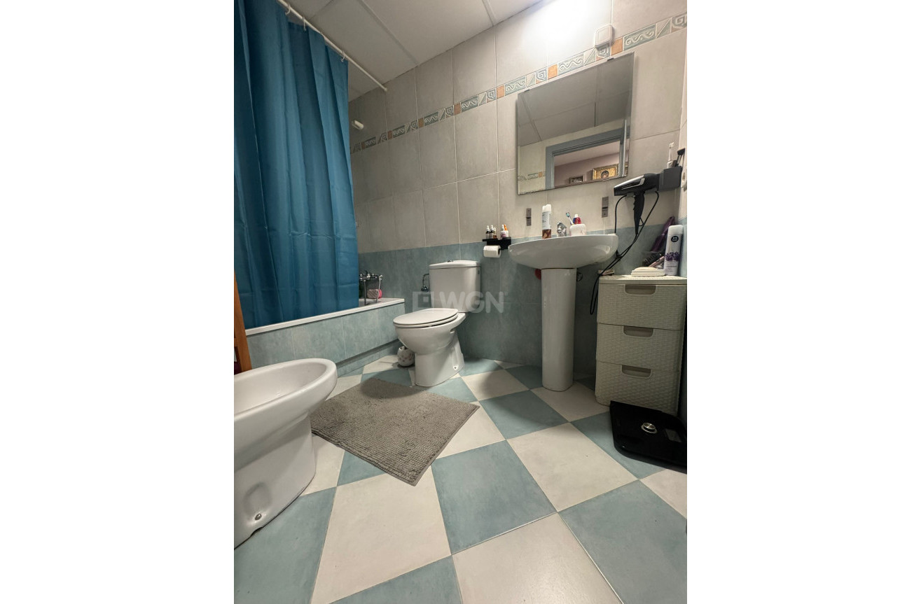 Odsprzedaż - Mieszkanie w bloku - Villajoyosa - Costa Blanca