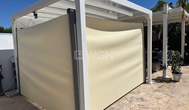 Odsprzedaż - Villa - Hondón de las Nieves - Inland