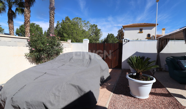 Odsprzedaż - Villa - Hondón de las Nieves - Inland