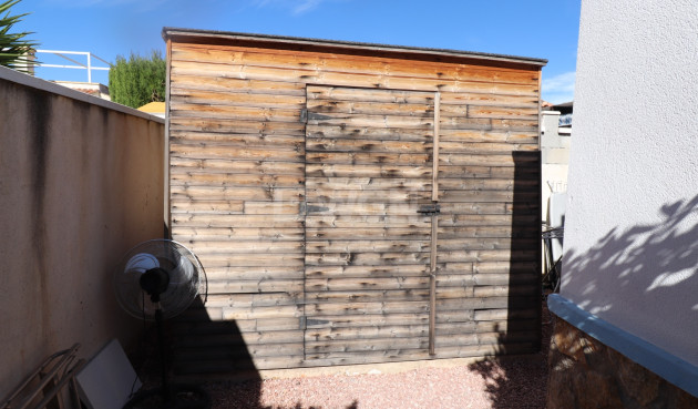 Odsprzedaż - Villa - Hondón de las Nieves - Inland