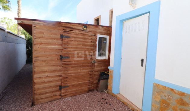 Odsprzedaż - Villa - Hondón de las Nieves - Inland