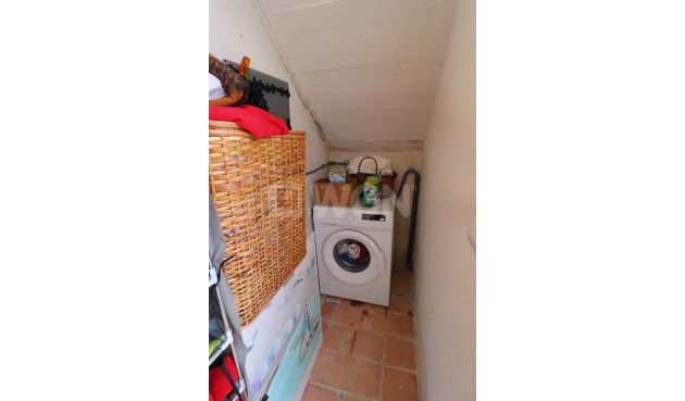 Odsprzedaż - Villa - Hondón de las Nieves - Inland