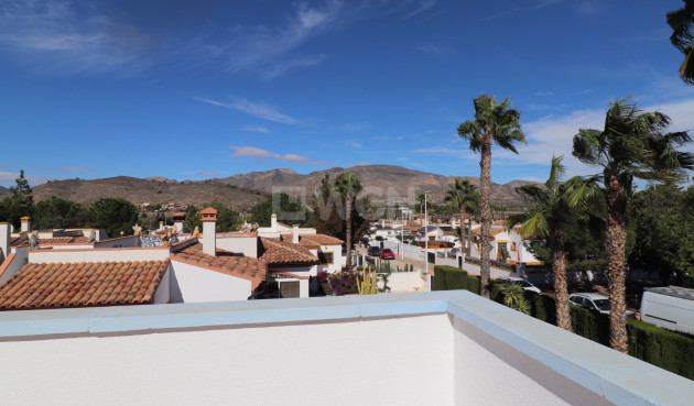 Odsprzedaż - Villa - Hondón de las Nieves - Inland