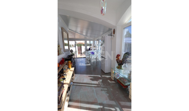 Odsprzedaż - Villa - Hondón de las Nieves - Inland