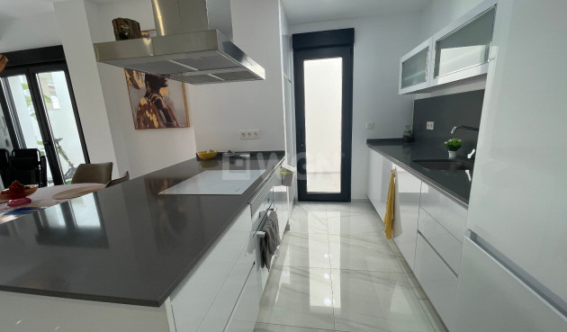 Resale - Villa - Benijofar - Costa Blanca