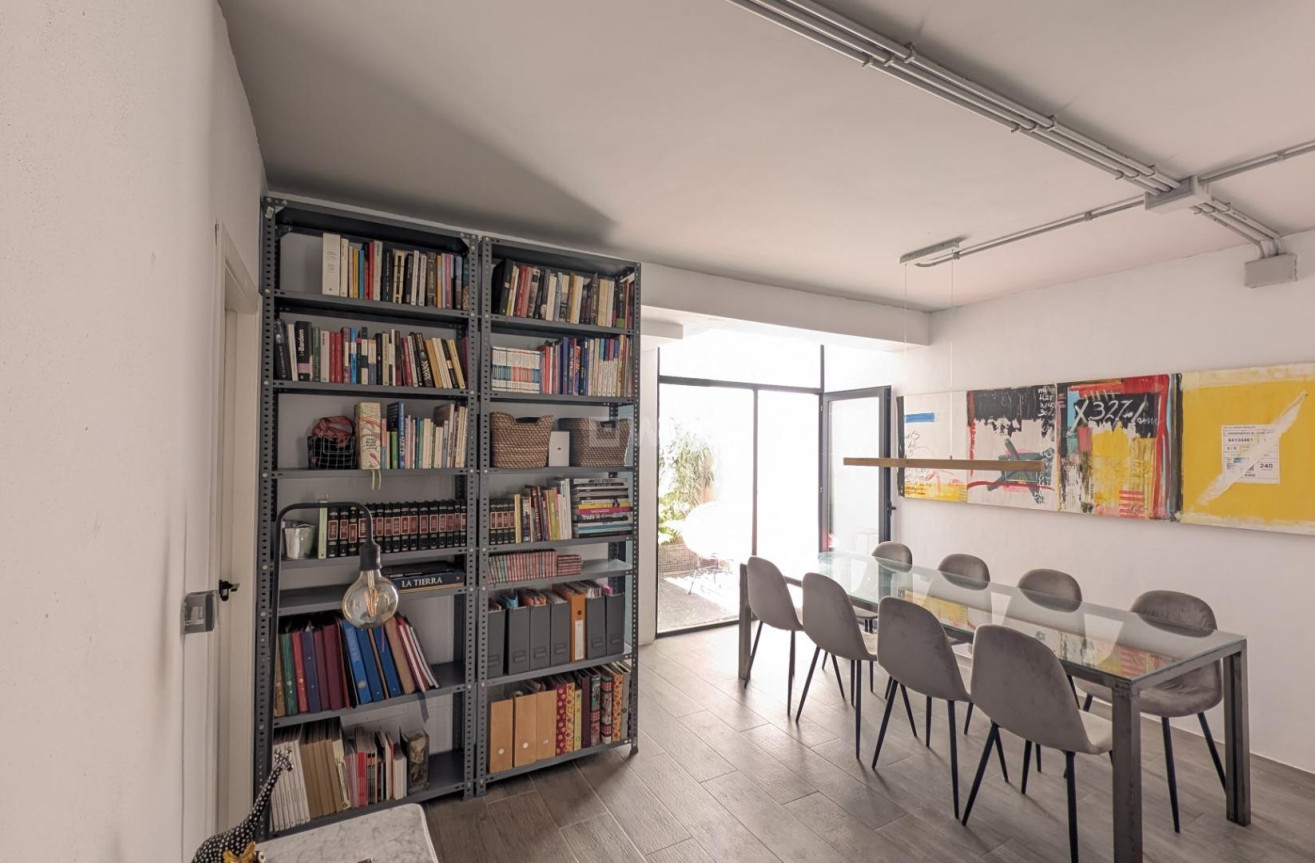 Odsprzedaż - Villa - Lo Pagan - LA PUNTICA