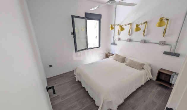 Odsprzedaż - Villa - Lo Pagan - LA PUNTICA