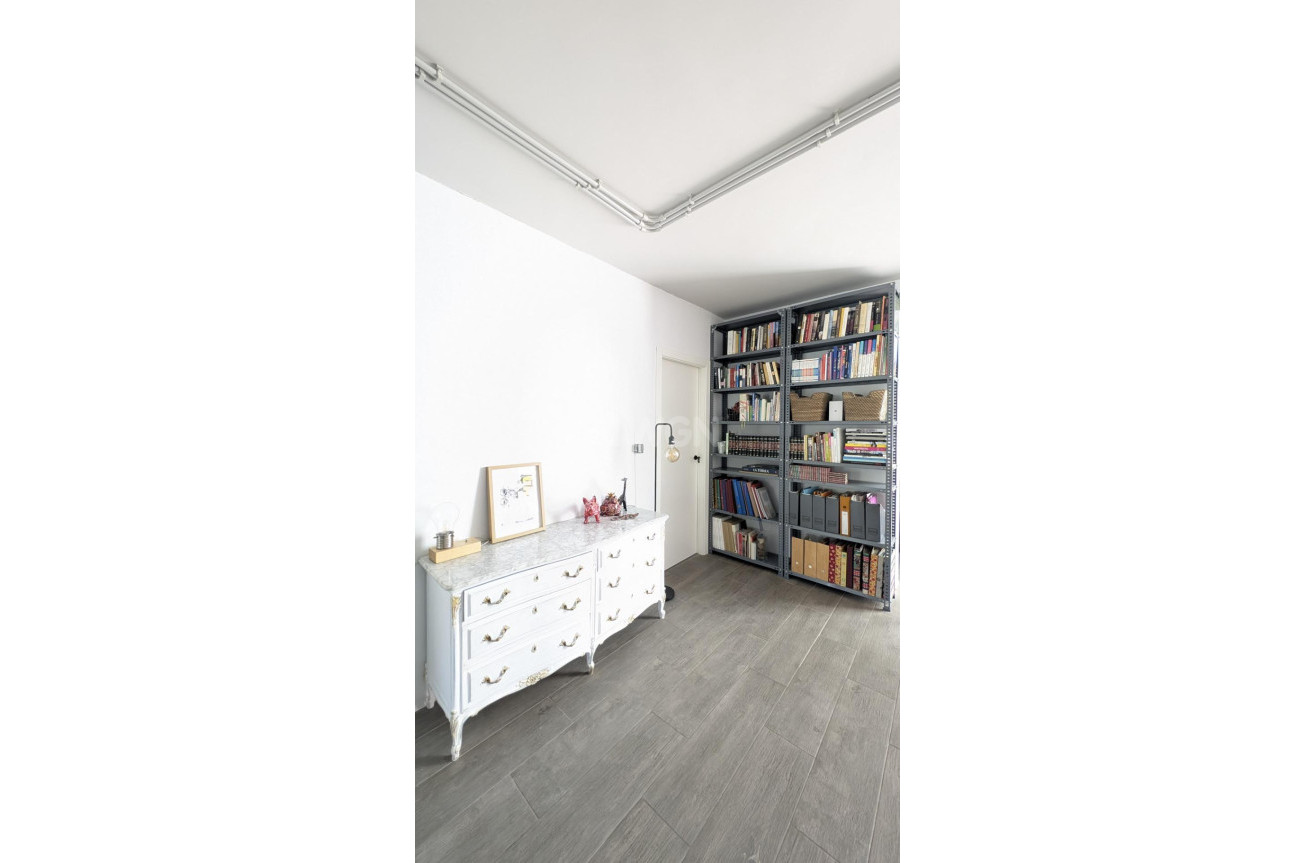 Odsprzedaż - Villa - Lo Pagan - LA PUNTICA