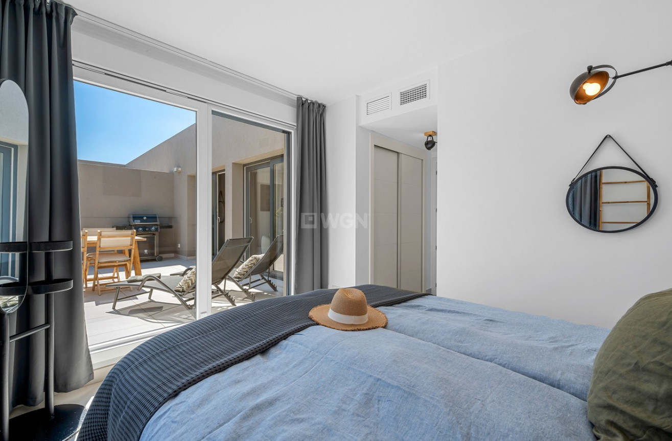 Odsprzedaż - Mieszkanie w bloku - Torrevieja - Costa Blanca