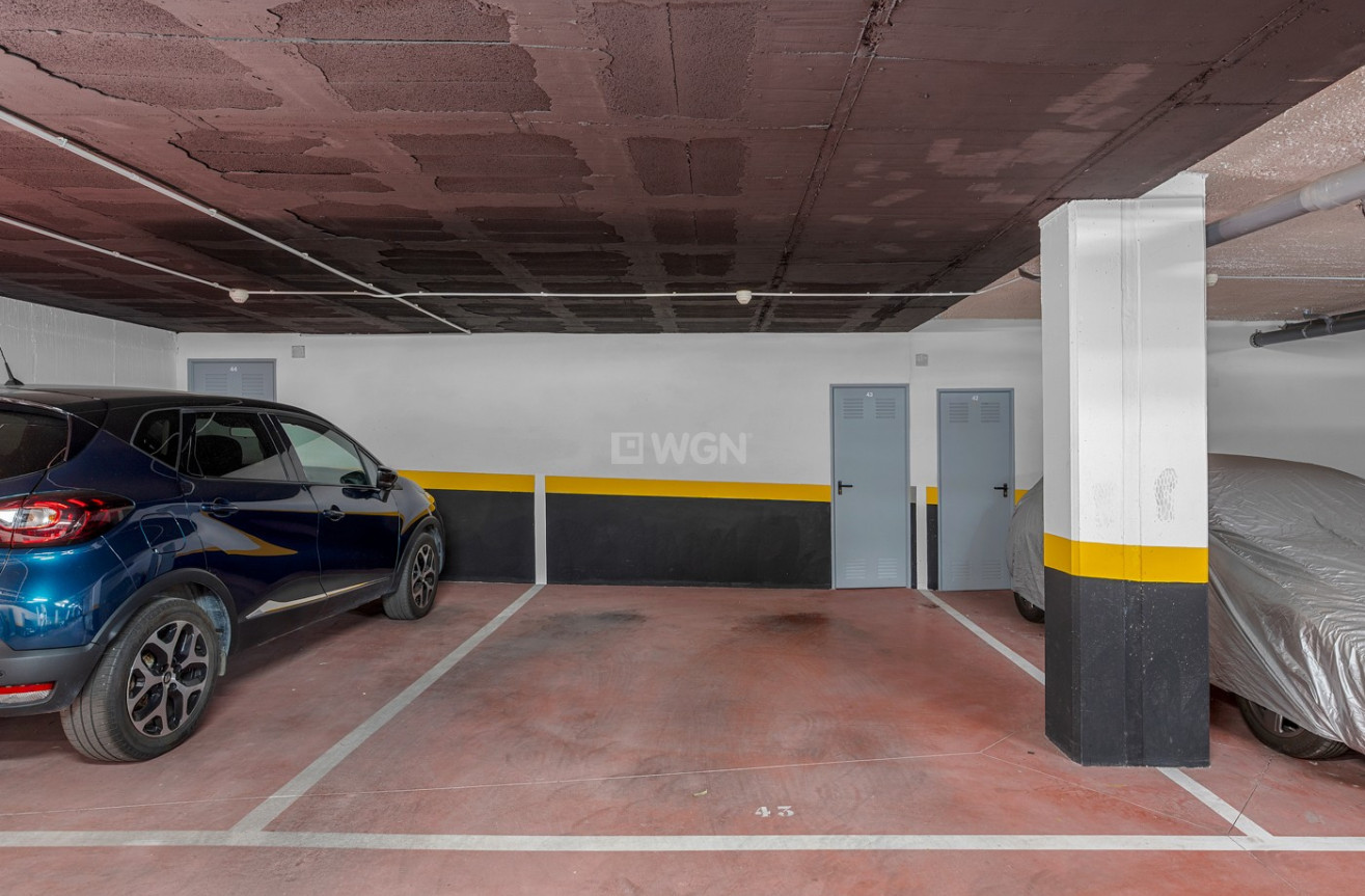 Odsprzedaż - Mieszkanie w bloku - Torrevieja - Costa Blanca