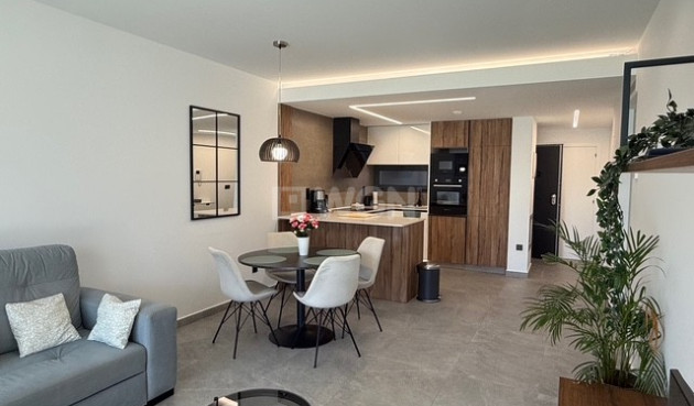 Resale - Apartment / flat - Guardamar del Segura - Costa Blanca