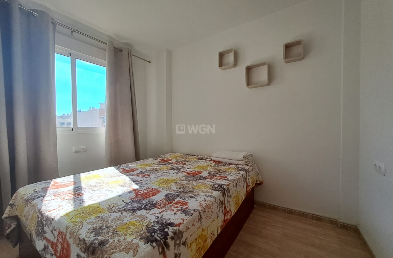 Resale - Apartment / flat - Torrevieja - Costa Blanca