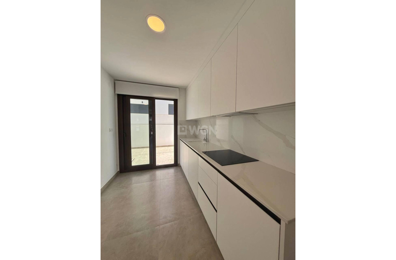 Resale - Apartment / flat - Orihuela - Urbanización Perla Del Mar