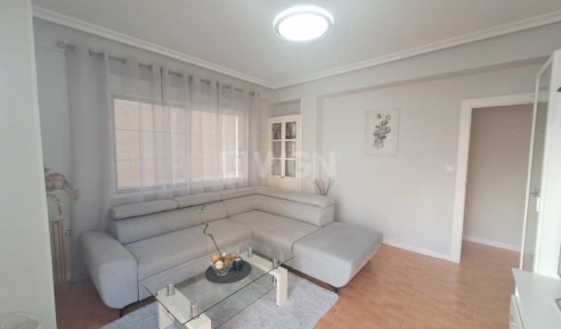 Resale - Apartment / flat - Torrevieja - Costa Blanca