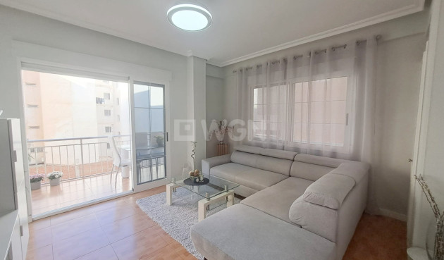 Resale - Apartment / flat - Torrevieja - Costa Blanca