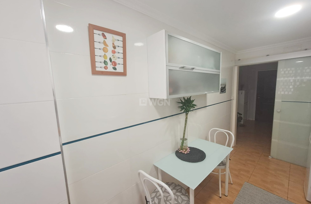 Resale - Apartment / flat - Torrevieja - Costa Blanca