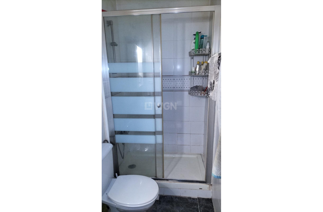 Resale - Apartment / flat - Torrevieja - La Mata