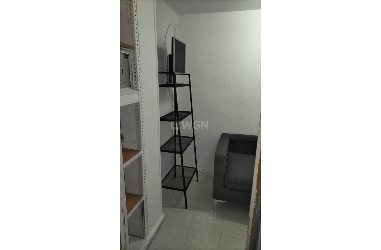 Resale - Apartment / flat - Torrevieja - La Mata