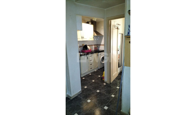 Resale - Apartment / flat - Torrevieja - La Mata