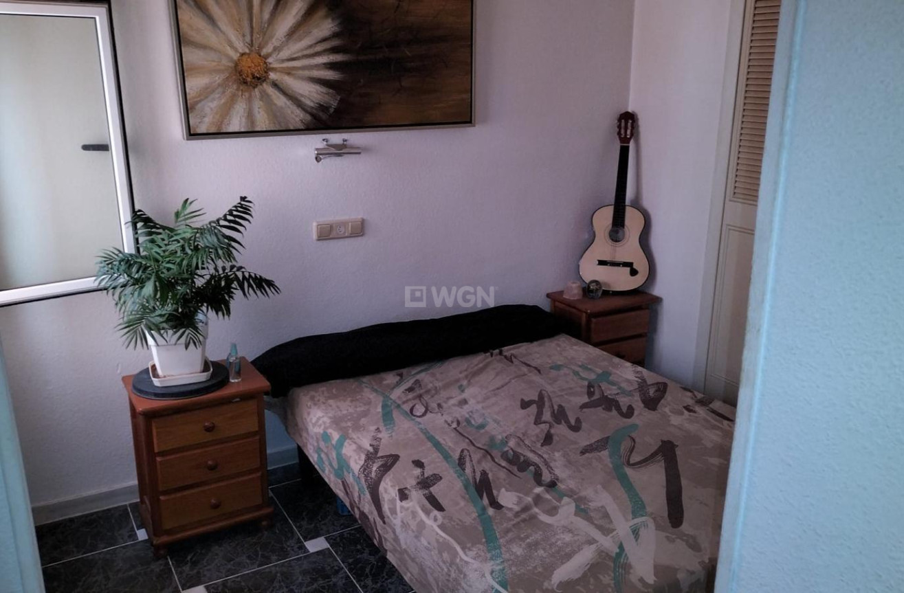 Resale - Apartment / flat - Torrevieja - La Mata