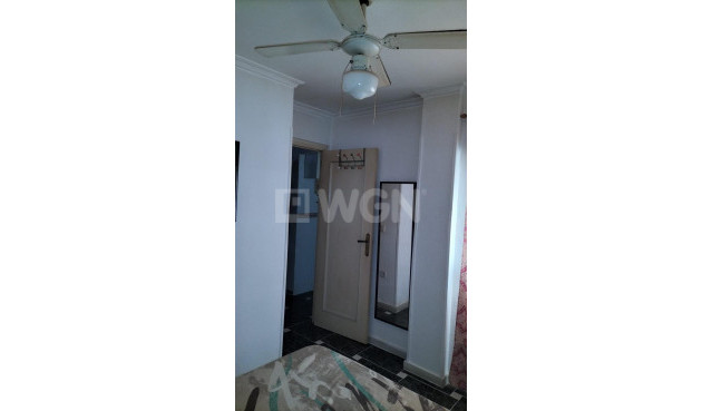 Resale - Apartment / flat - Torrevieja - La Mata