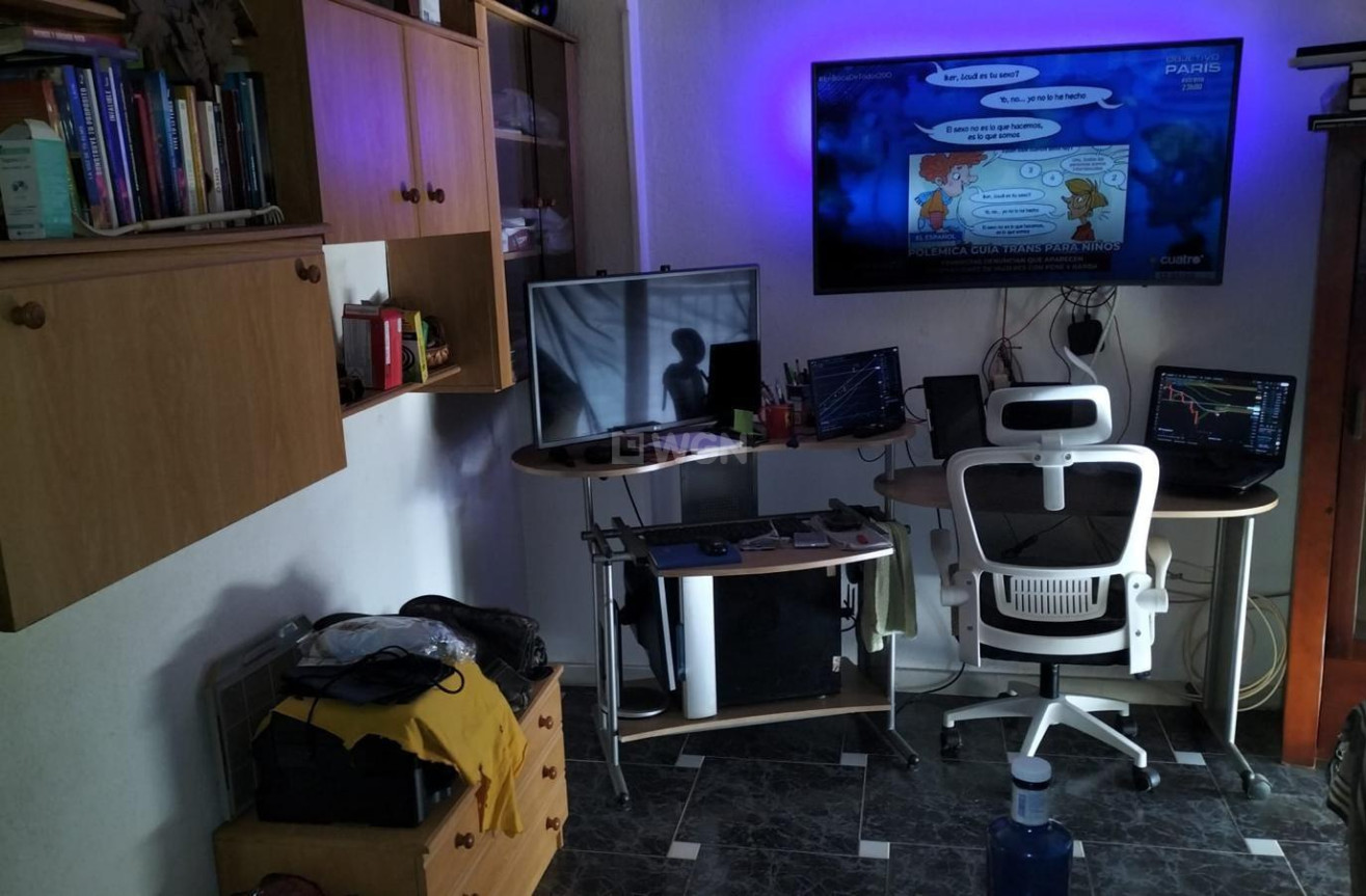 Resale - Apartment / flat - Torrevieja - La Mata