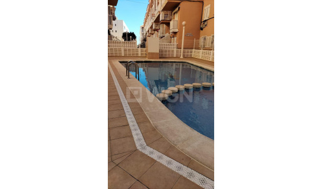 Resale - Apartment / flat - Torrevieja - La Mata