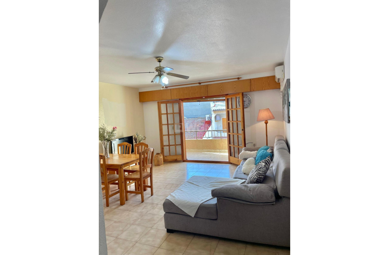 Resale - Apartment / flat - Torrevieja - Playa de los Locos