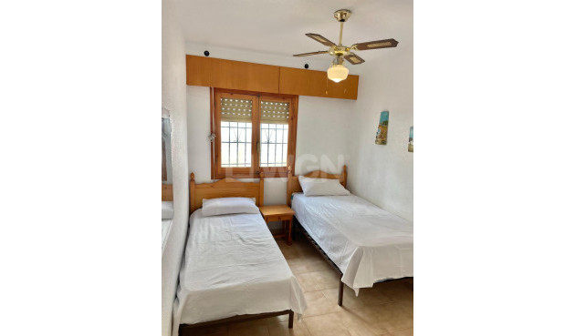 Resale - Apartment / flat - Torrevieja - Playa de los Locos