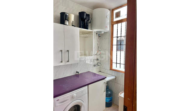 Resale - Apartment / flat - Torrevieja - Playa de los Locos
