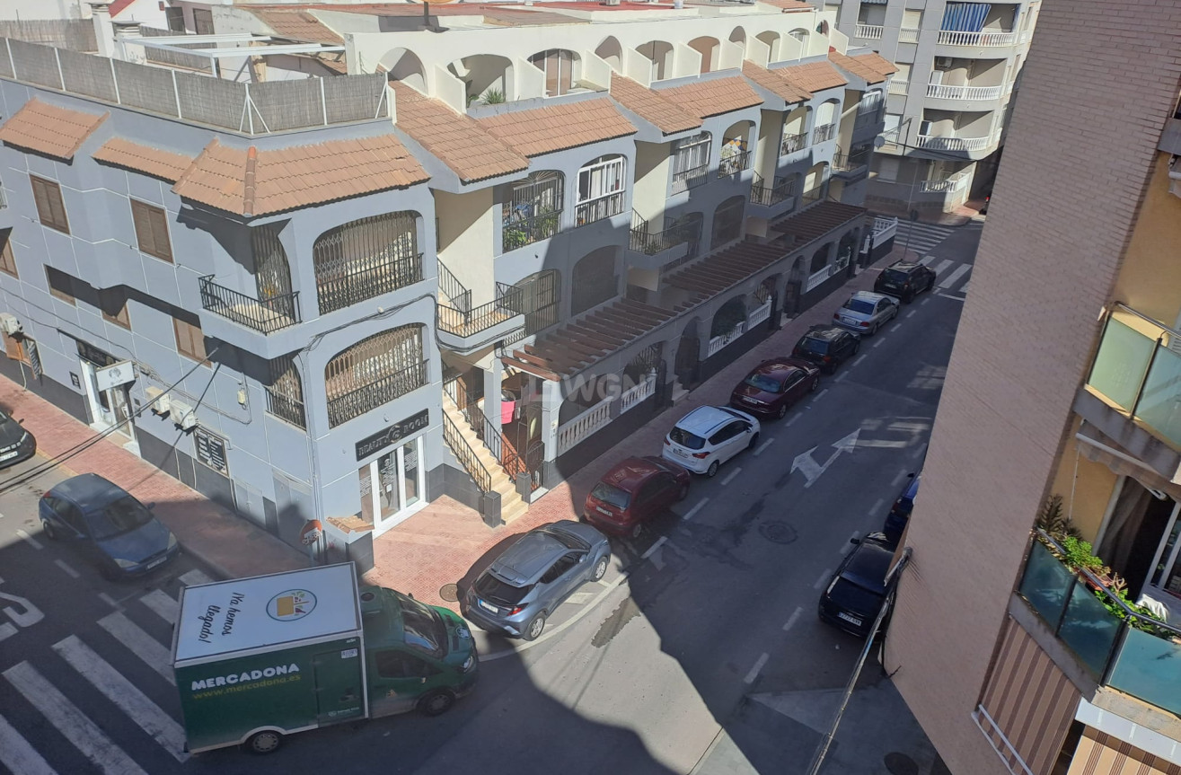 Odsprzedaż - Mieszkanie w bloku - Torrevieja - Costa Blanca