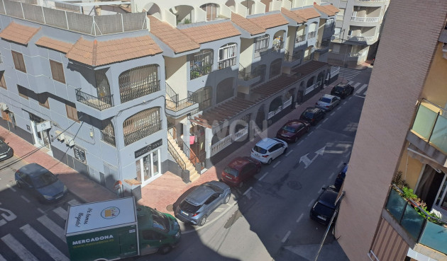 Odsprzedaż - Mieszkanie w bloku - Torrevieja - Costa Blanca