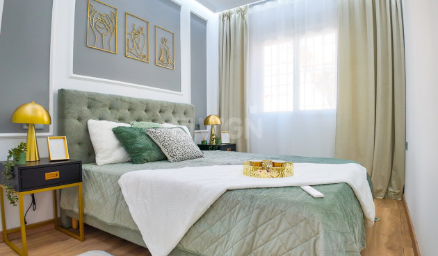 Odsprzedaż - Bungalow - Torrevieja - Costa Blanca