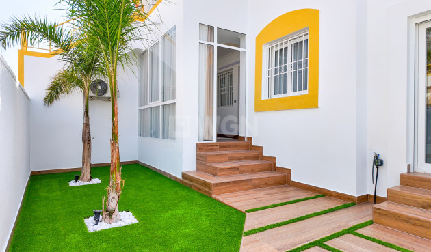 Odsprzedaż - Bungalow - Torrevieja - Costa Blanca