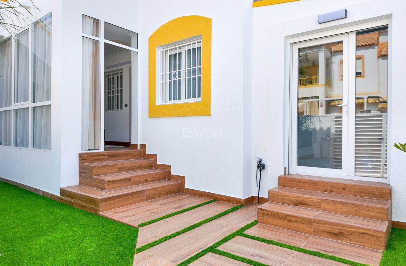 Odsprzedaż - Bungalow - Torrevieja - Costa Blanca