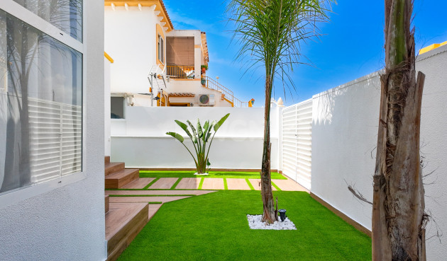 Odsprzedaż - Bungalow - Torrevieja - Costa Blanca