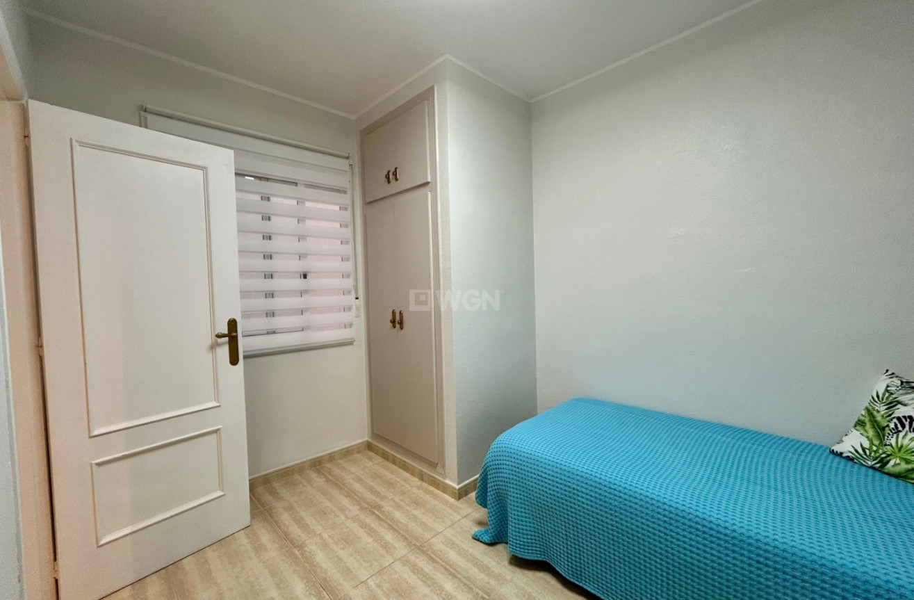 Resale - Apartment / flat - Torrevieja - Costa Blanca