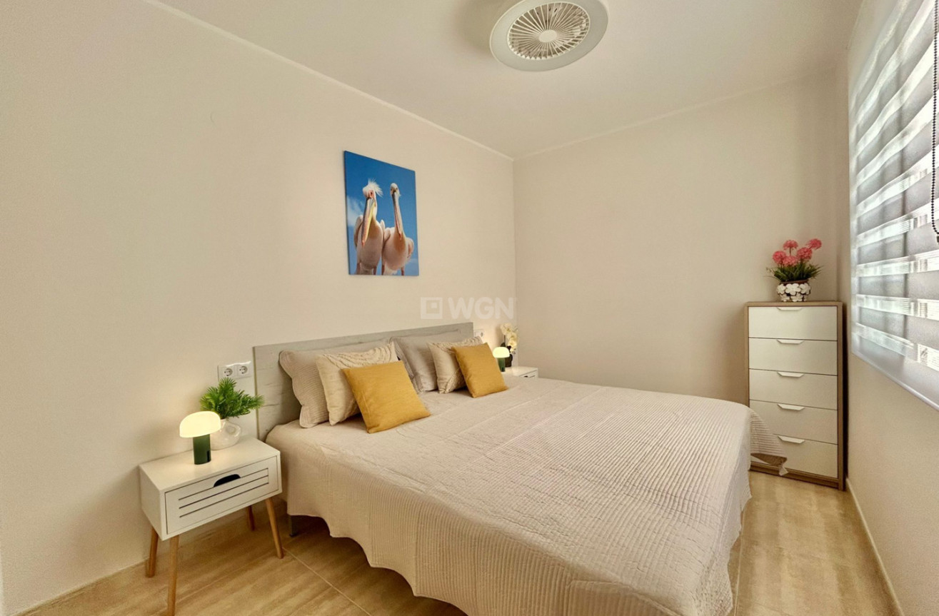 Resale - Apartment / flat - Torrevieja - Costa Blanca