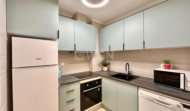 Resale - Apartment / flat - Torrevieja - Costa Blanca