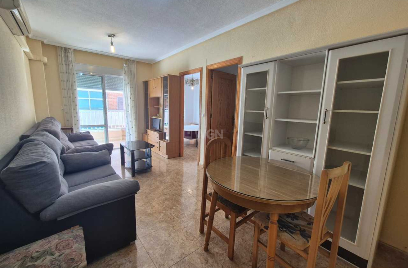 Resale - Apartment / flat - Torrevieja - Costa Blanca