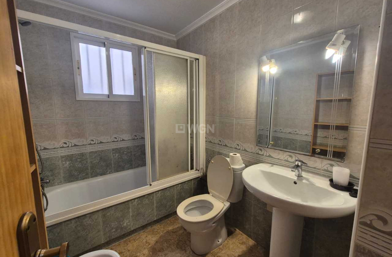 Resale - Apartment / flat - Torrevieja - Costa Blanca