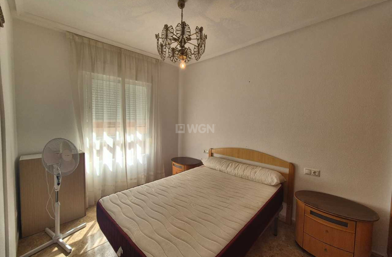 Resale - Apartment / flat - Torrevieja - Costa Blanca