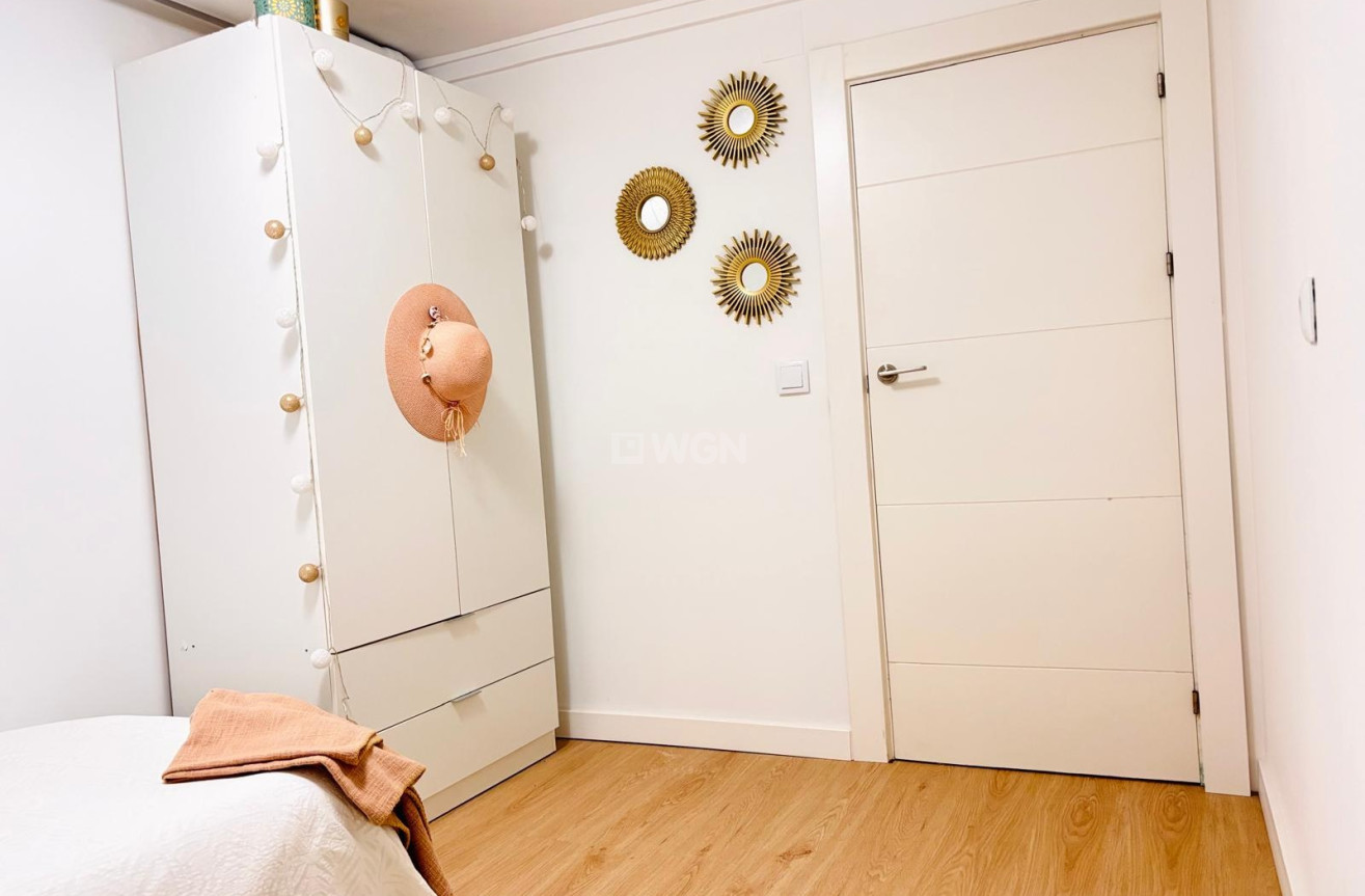 Reventa - Apartamento / piso - Torrevieja - Costa Blanca