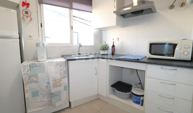 Resale - Apartment / flat - Torrevieja - Playa De Los Naufragos