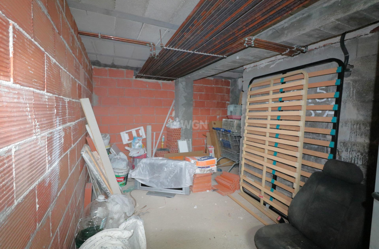 Resale - Apartment / flat - Torrevieja - Playa De Los Naufragos