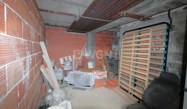 Resale - Apartment / flat - Torrevieja - Playa De Los Naufragos