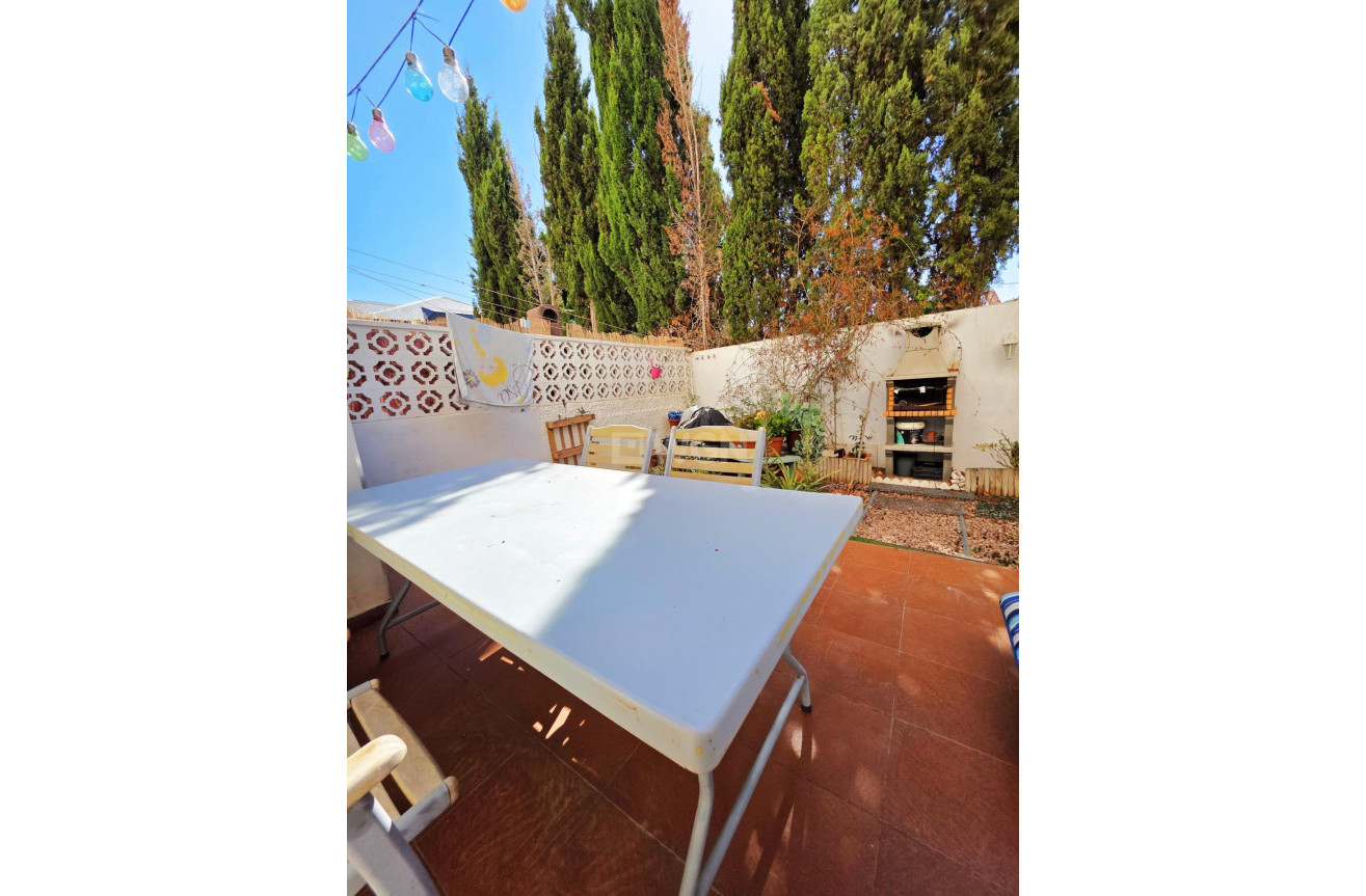 Resale - Apartment / flat - Torrevieja - Los Frutales